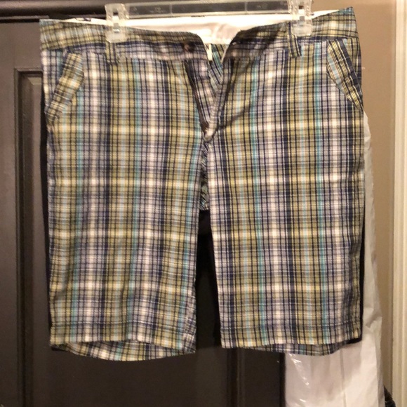 Navy blue, yellow and white plaid Bermuda shorts - Picture 1 of 3